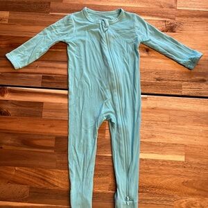 Kyte Baby Zippered Footie GUC